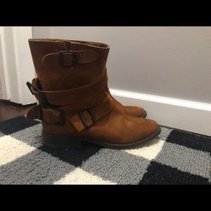 Suede camel booties